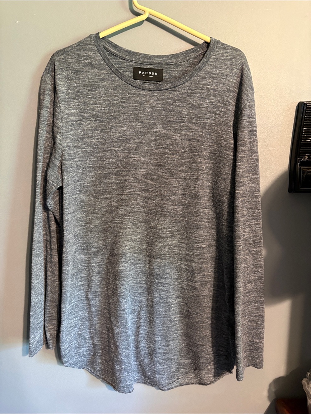 PacSun Men’s Heather Gray Crewneck Sweater